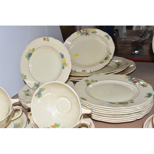 938 - A COLLECTION OF ROYAL DOULTON DINNER WARE, pattern no. D5334 'Minden', comprising four oval meat pla... 