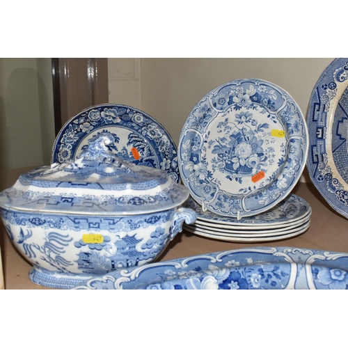 947 - A GROUP OF LATE 19TH CENTURY BLUE AND WHITE DINNERWARE AND A HAMMERSLEY & CO. TEA SET, comprising a ... 