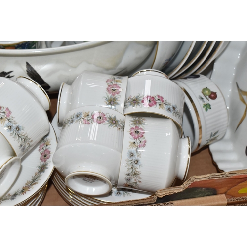 953 - FIVE BOXES AND LOOSE TEA AND DINNER WARES, to include a twenty three piece Denby Peasant pattern tea... 