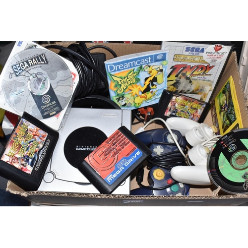 760 - A NINTENDO GAMECUBE CONSOLE AND SEGA VIDEO GAMES, games include Jet Set Radio (loose disc and manual... 