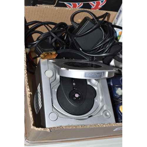 760 - A NINTENDO GAMECUBE CONSOLE AND SEGA VIDEO GAMES, games include Jet Set Radio (loose disc and manual... 