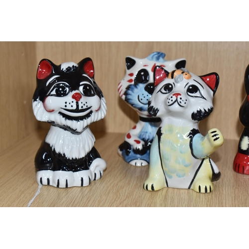 772 - FOUR LORNA BAILEY CAT FIGURES, comprising Tex, Busy Bee, Bruiser and Tad, height of tallest 16.5cm, ... 