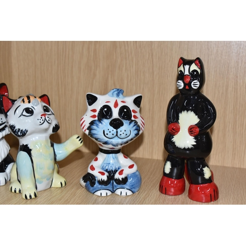 772 - FOUR LORNA BAILEY CAT FIGURES, comprising Tex, Busy Bee, Bruiser and Tad, height of tallest 16.5cm, ... 