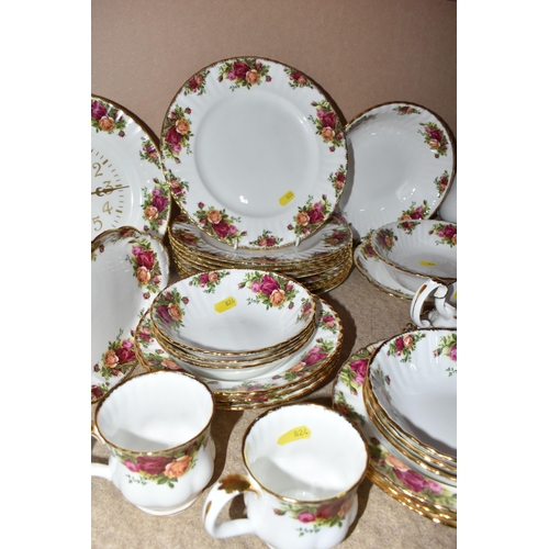 824 - A LARGE COLLECTION OF ROYAL ALBERT 'OLD COUNTRY ROSES' TEA, COFFEE, AND DINNER WARES to include a sa... 