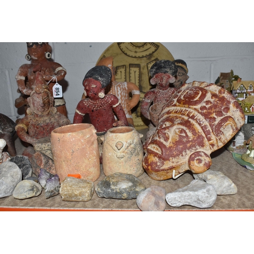 854 - A GROUP OF MESOAMERICAN STYLE FIGURES, FOSSILS AND MINERALS, ETC, to include various ceramic figures... 