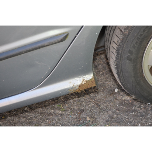 1 - A 2004 SKODA FABIA ELEGANCE TDi FIVE DOOR  ESTATE CAR IN GREY, with a 1896cc diesel engine, six spee... 