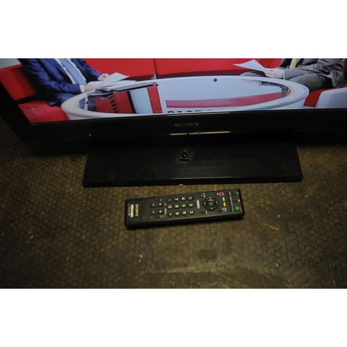 70 - A SONY KDL 26S5500 26in TV WITH REMOTE (PAT pass and working)