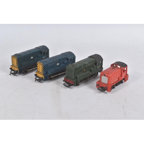 177 - A QUANTITY OF UNBOXED ASSORTED OO GAUGE BRITISH RAILWAYS LOCOMOTIVES, 6 x Tri-ang class 37: No.D6830...