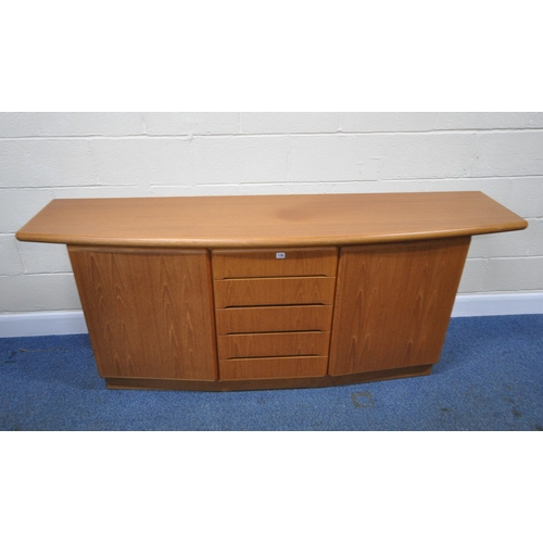 178 - SKOVBY, A MID-CENTURY TEAK SIDEBOARD, with overhanding ends, fitted with five drawers, flanked by tw... 