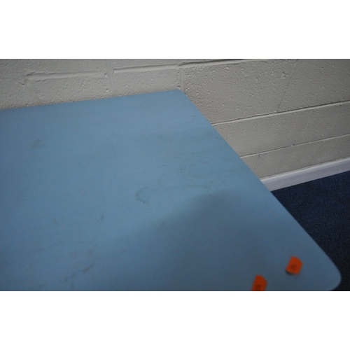 186 - A 20TH CENTURY BLUE FORMICA TOP RECTANGULAR TABLE, width 91cm x depth 61cm x height 77cm, condition ... 