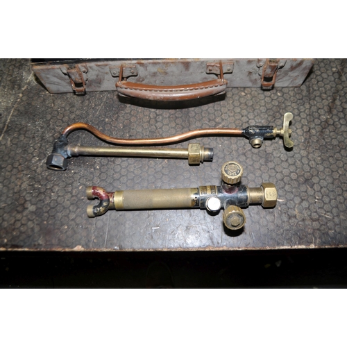 65 - A VINTAGE 'B.O.C.' CASED WELDING. CUTTING TORCH, with nine nozzles (appears complete but untested)