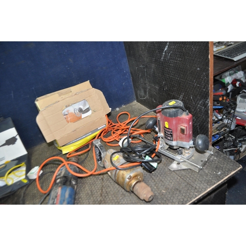 68 - A COLLECTION OF POWER TOOLS, comprising a DeWalt DC725 18v drill with case, two discharged batteries... 