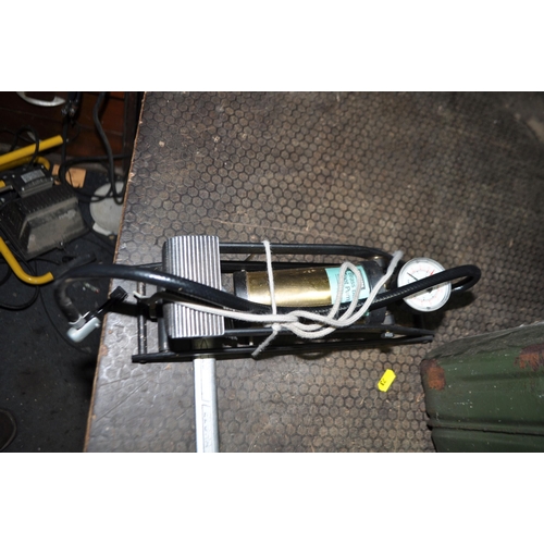 73 - A SELECTION OF AUTOMOTIVE TOOLS, including sockets, spanners, rachets, torque wrench by makers such ... 