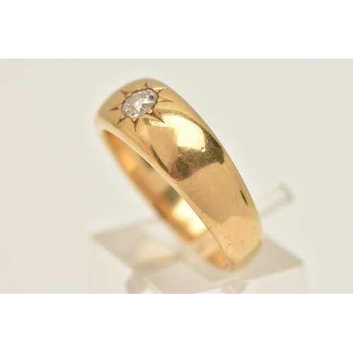465 - A YELLOW METAL DIAMOND RING, star set old cut diamond, approximately 0.30ct, to the polished taperin... 