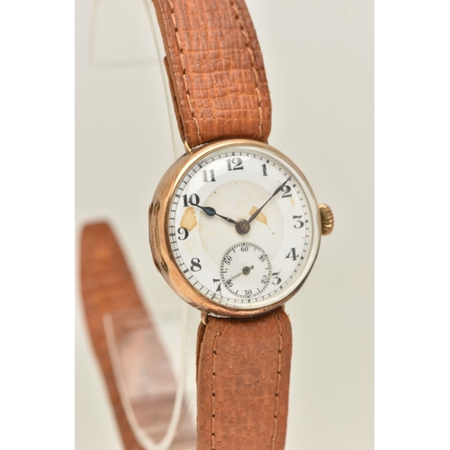 487 - A 9CT GOLD WRISTWATCH, manual wind, round white dial, Arabic numerals, blue steel hands, subsidiary ... 