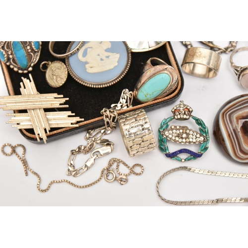 515 - A BAG OF ASSORTED JEWELLERY, to include six silver statement rings set with semi-precious gemstones ... 