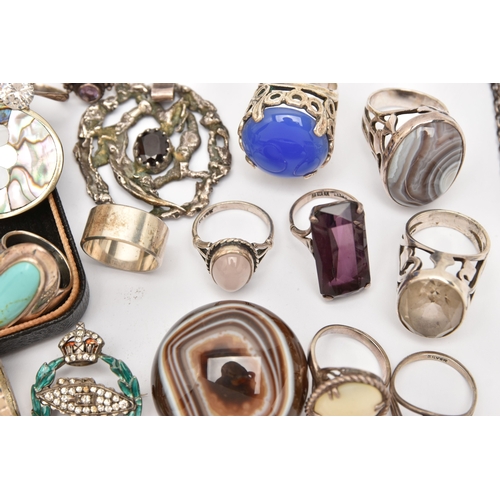 515 - A BAG OF ASSORTED JEWELLERY, to include six silver statement rings set with semi-precious gemstones ... 