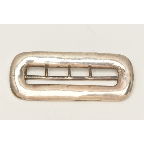 528 - A SILVER BUCKLE, an elongated rectangular form buckle, approximate length 70mm, hallmarked 'Arthur J... 