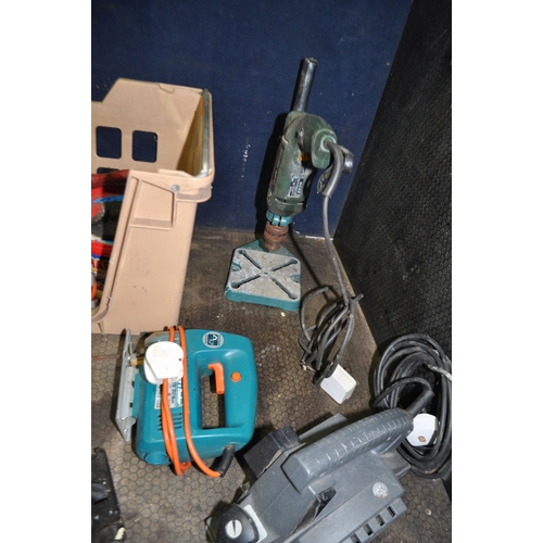 88 - A COLLECTION OF POWER TOOLS including Bosch PSR960 9.6v drill with case, one battery and charger and...