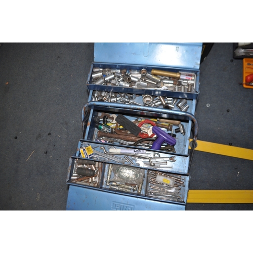 77 - FIVE TOOLBOXES AND A TOOL BAG CONTAINING TOOLS including spirit levels, spanners, sockets a Draper T... 