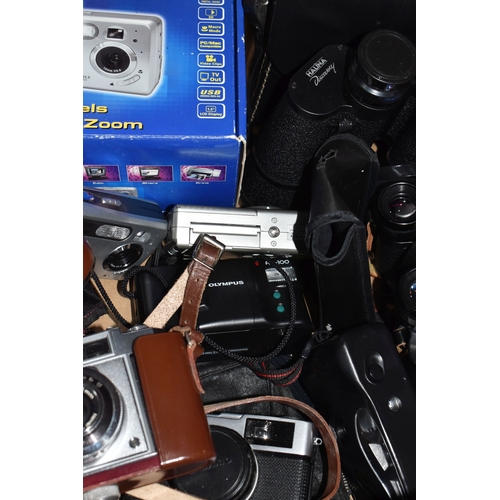 845 - A BOX OF CAMERAS, BINOCULARS AND RELATED ITEMS, to include a cased Zeiss Ikon Contina Prontor - SVS,... 