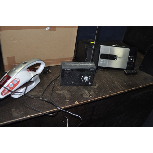 80 - A BOX CONTAINING HOUSEHOLD ELECTRICALS, including a Silvercrest Hi Fi with matching speakers and rem... 