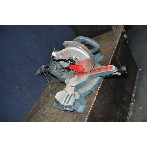 73 - A BOSCH PROFESSIONAL GCM10S SLIDING COMPOUND MITRE SAW with a 254mm blade (PAT pass and working but ... 