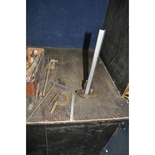 97 - TWO TRAYS CONTAINING ENGINEERING TOOLS including a Chesterman height gauge, a marking stand, various... 