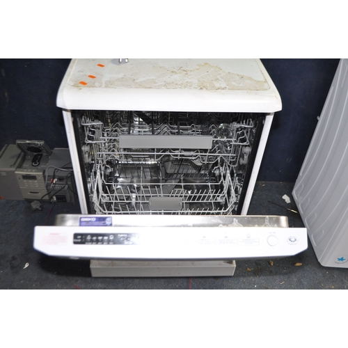 99 - A BEKO DSFN 1530W DISHWASHER width 60cm, depth 60cm, height 85cm (PAT pass, powers up but not tested... 