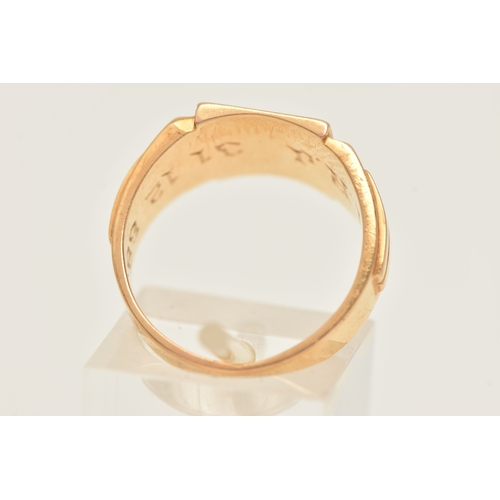 416 - A GENTS YELLOW METAL SIGNET RING, of a square polished form, textured shoulders and a polished band,... 
