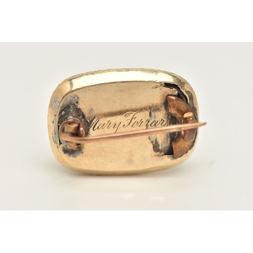 427 - A YELLOW METAL HAIR WORK MEMORIAL BROOCH, of a rounded rectangular form with a central brown woven h... 