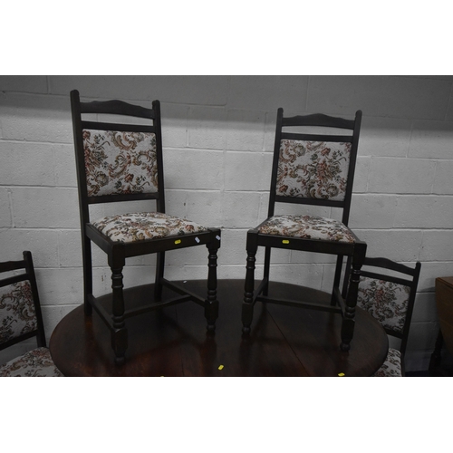 231 - AN EARLY 20TH CENTURY OAK OVAL GATE LEG TABLE, open width 149cm x closed width 49cm x depth 105cm x ...