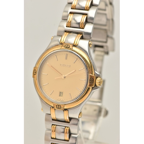 455 - A GENTS 'GUCCI' WRISTWATCH, quartz movement, round dial signed 'Gucci', baton markers, date aperture... 