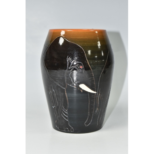 818 - A DENNIS CHINA WORKS 'ELEPHANT' VASE, by Sally Tuffin, with incised decoration of two elephants on a... 