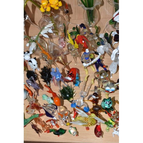 842 - A COLLECTION OF GLASS LAMPWORK ANIMALS AND FLOWERS, approximately two hundred pieces, to include sev... 