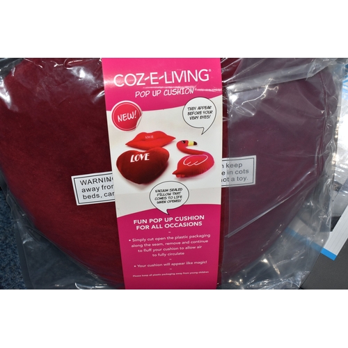 915 - FIVE BOXES AND LOOSE BED LINENS, CURTAINS AND OTHER SOFT FURNISHINGS, most in packaging, to include ... 