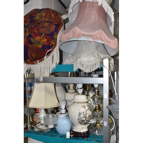 879 - A LARGE COLLECTION OF LAMPS, LIGHT FITTINGS, ETC to include a boxed Yamaha FC4 foot pedal, a Carmen ... 