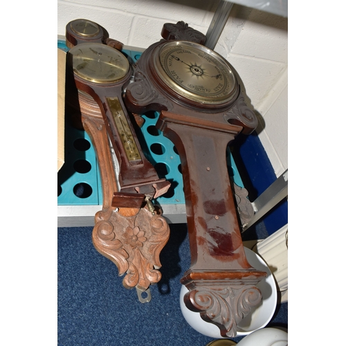 879 - A LARGE COLLECTION OF LAMPS, LIGHT FITTINGS, ETC to include a boxed Yamaha FC4 foot pedal, a Carmen ... 