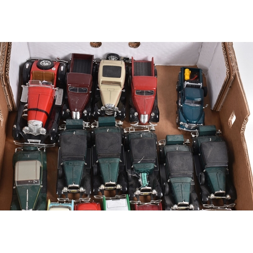 21 - A QUANTITY OF UNBOXED ASSORTED MODERN DIECAST VEHICLES, to include Polistil 1/16 scale Alfeta 1750, ... 