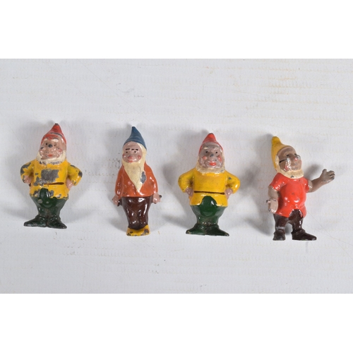 54 - A UNBOXED SET OF BRITAINS SNOW WHITE AND THE SEVEN DWARFS HOLLOWCAST FIGURES, No.1654, all appear co... 