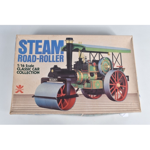 6 - TWO BOXED UNBUILT BANDAI CLASSIC CAR COLLECTION 1/16 SCALE STEAM TRACTION ENGINE AND ROAD ROLLER PLA... 