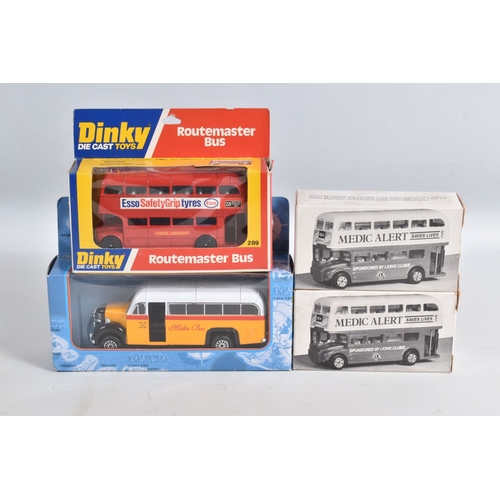 63 - A QUANTITY OF MAINLY UNBOXED CORGI AND DINKY TOYS BUS AND COACH MODELS, to include Corgi B.M.M.O Mid... 