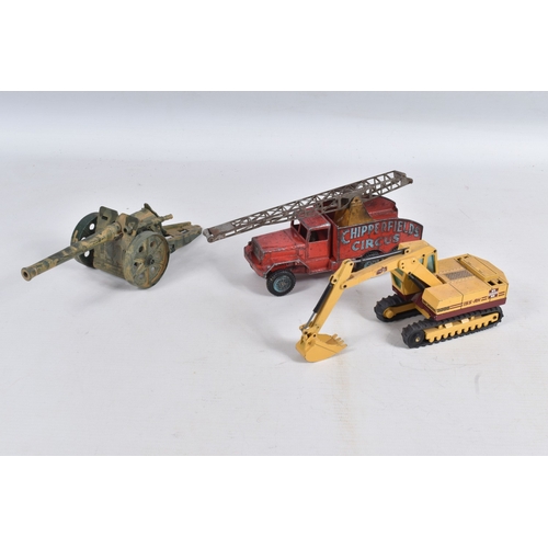 66 - A QUANTITY OF UN BOXED ASSORTED PLAYWORN DIECAST AND PLASTIC VEHICLES, to include Dinky Toys Riley S... 