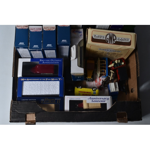 70 - ONE TRAY AND SHOP DISPLAY CASE OF BOXED AND UNBOXED LLEDO DAYS GONE MODELS, included is a covered pl... 