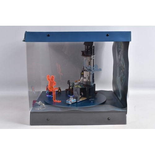 89 - A LEGO STORE DISPLAY FOR HIDDEN SIDE 'THE LIGHTHOUSE OF DARNESS', reference 70431, plastic display c... 