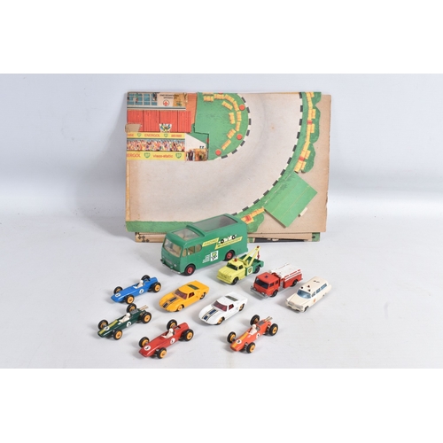90 - AN UNBOXED MATCHBOX GRAND PRIX RACE SET, No.G-4, complete correct contents, Dodge Wreck Truck, No.13... 