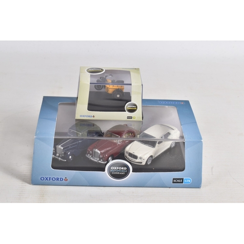 107 - A COLLECTION OF BOXED 1:76 SCALE OXFORD DIECAST MODEL VEHICLES, to include an Original AFS Green God... 