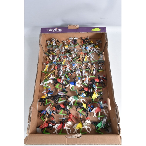 108 - A BOXED BRITAINS KNIGHTS OF THE SWORD LION CASTLE, no. 7792, castle includes front gate, bridge, sel... 