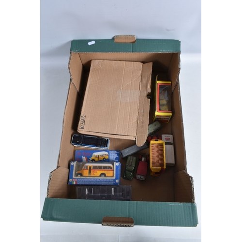 111 - BOXED AND LOOSE EFE, MATCHBOX, CORGI, DINKY, ATLAS EDITIONS BUSES, COACHES, TRAMS AND COMMERCIAL DIE... 