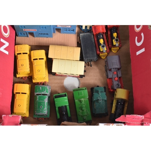 117 - A BOXED MATCHBOX MOTORCITY RAILWAY PLAYSET, No.MC250, appears largely complete except missing some f... 